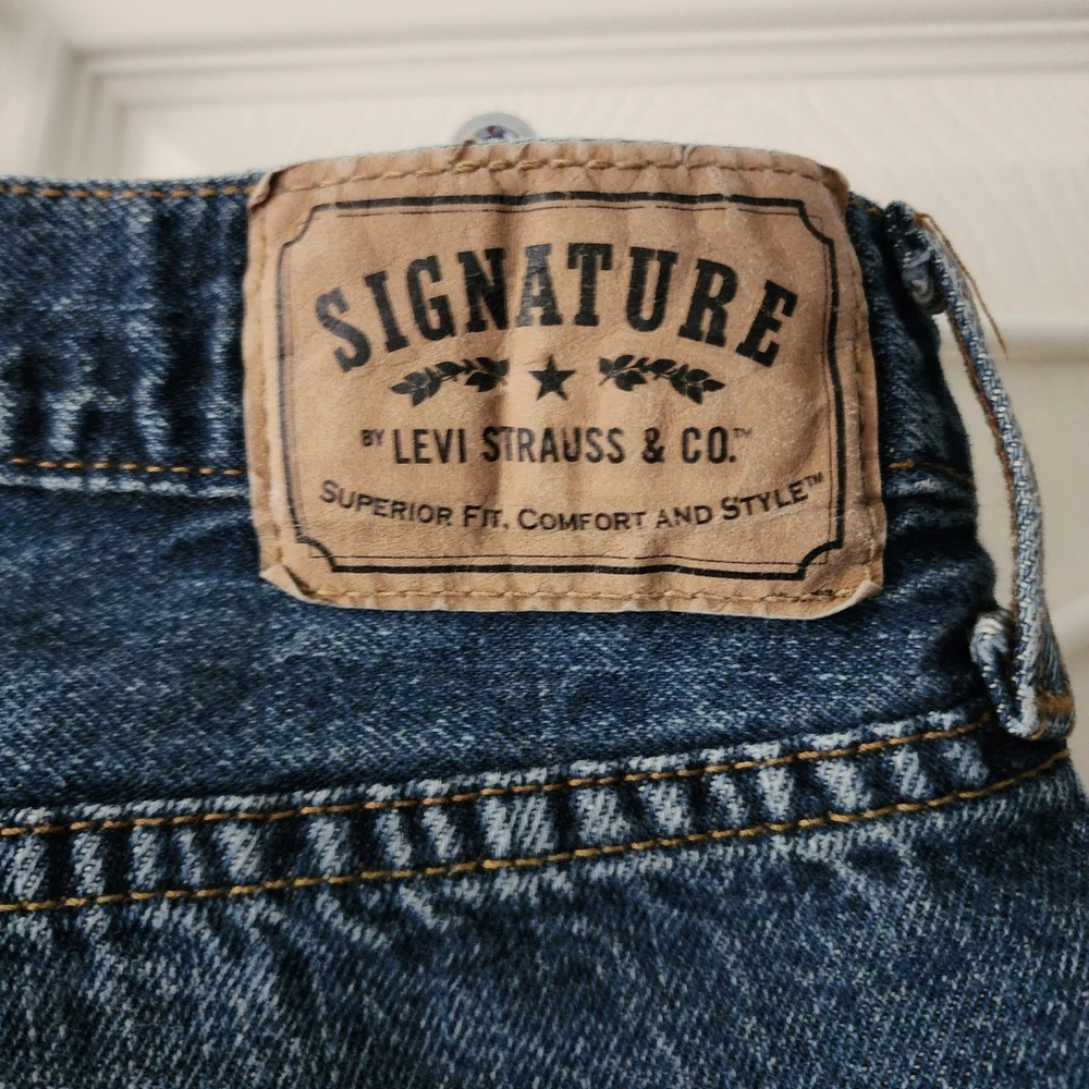 LEVI STRAUSS Signature Straight Jeans